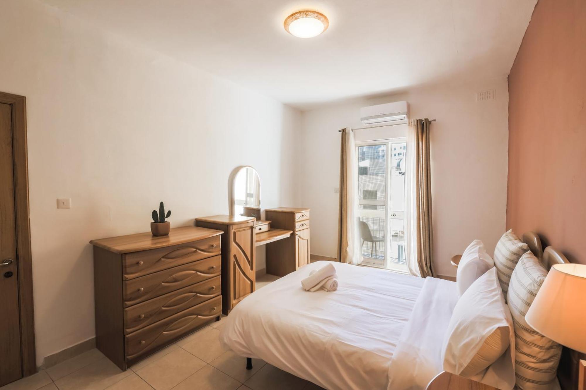 Sliema 3 Bedrooms Apartment Ngoại thất bức ảnh